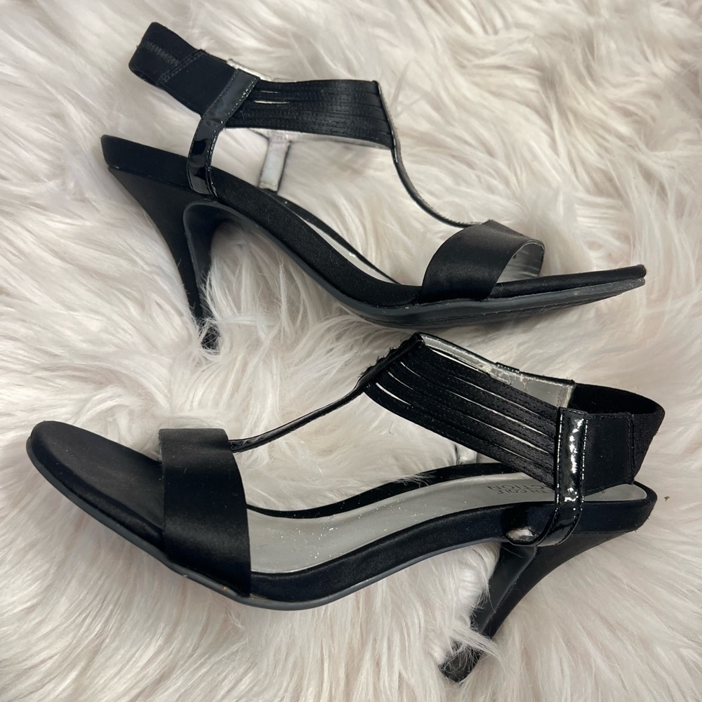 Black staple High heels